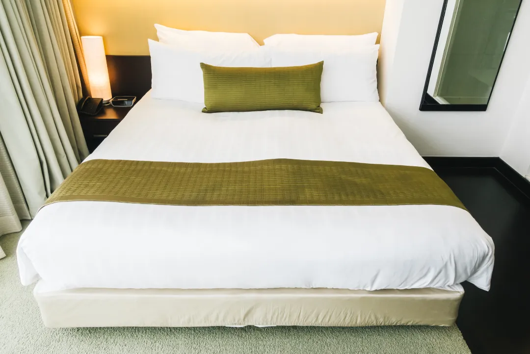 Hotel bedsheet set by Avnis Global India